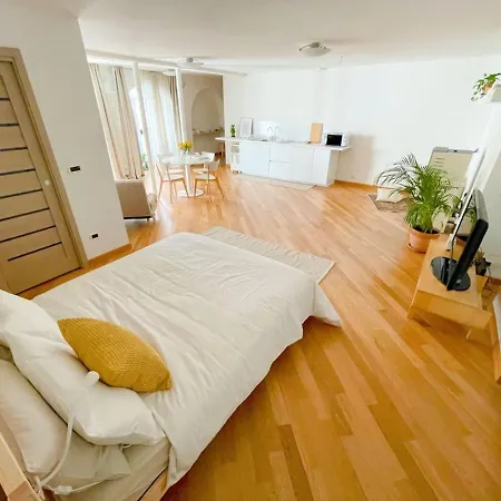 Casa Aima * ترييستي